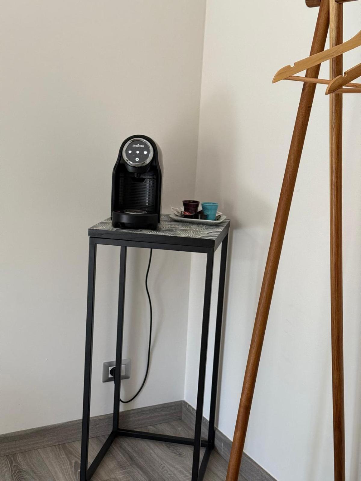 Il Giardinetto Di Elelu' Private Garage Apartment Орвието Екстериор снимка
